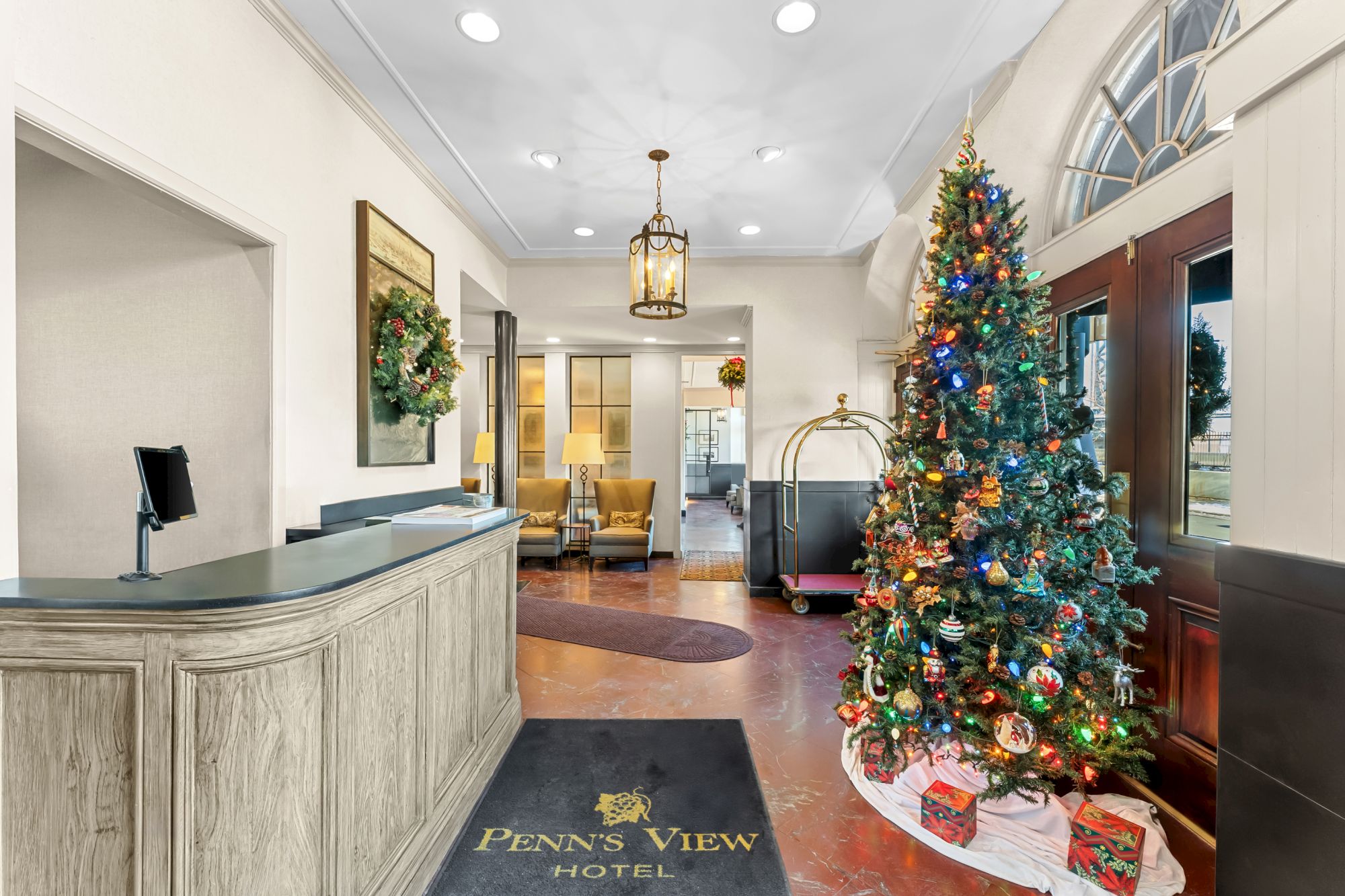 Penn's View Hotel