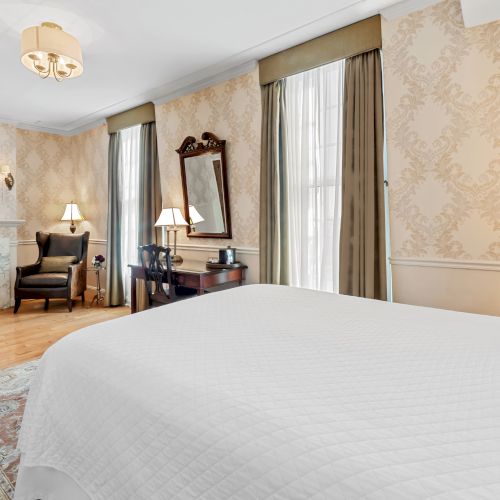 Penn's View Hotel