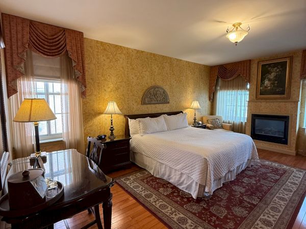 Penn's View Hotel